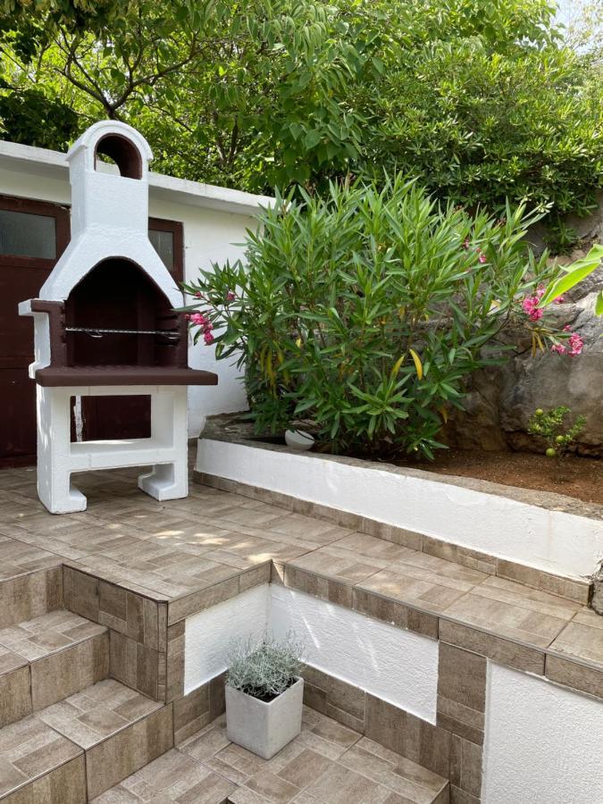 Holiday Home Cesarica Karlobag Εξωτερικό φωτογραφία