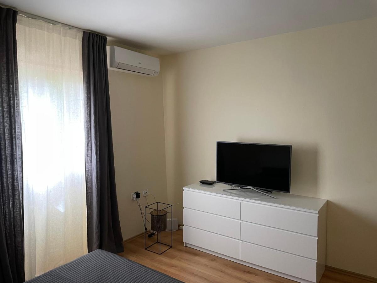 Holiday Home Cesarica Karlobag Εξωτερικό φωτογραφία