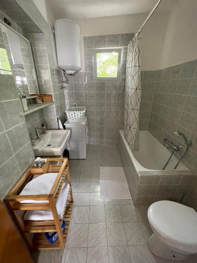 Holiday Home Cesarica Karlobag Εξωτερικό φωτογραφία