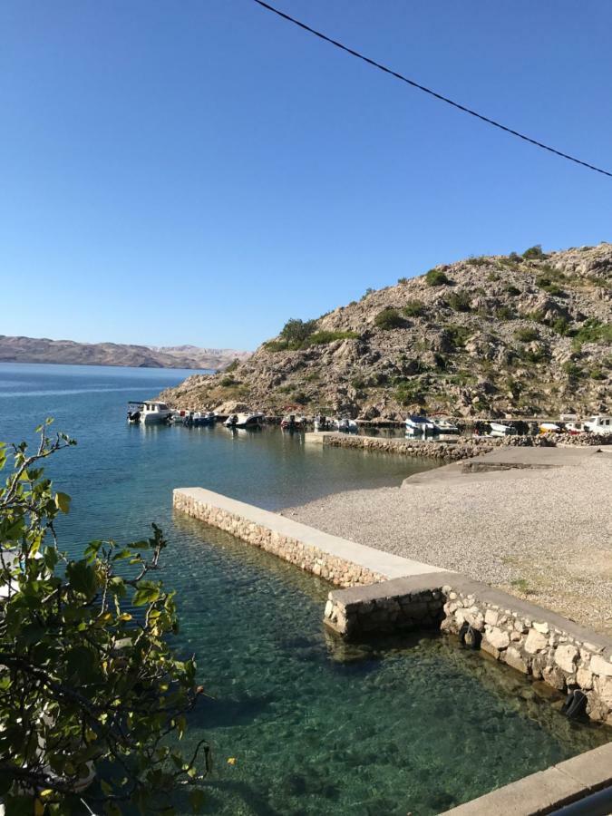 Holiday Home Cesarica Karlobag Εξωτερικό φωτογραφία